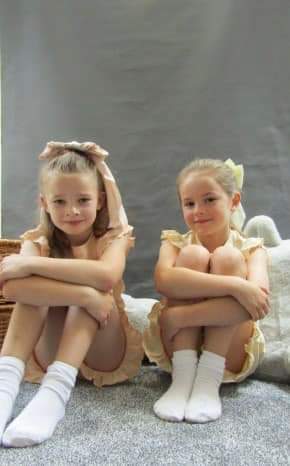 Girls summer Anglaise frill shorts and tee sets