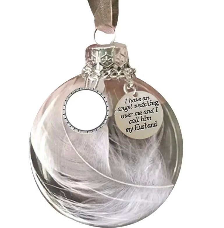 Memorial christmas baubles